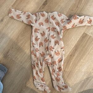 Old Navy Tan Reindeer Kids Footie
